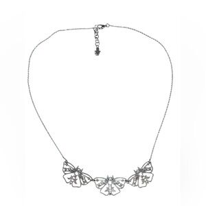 Elegant Silver Necklace